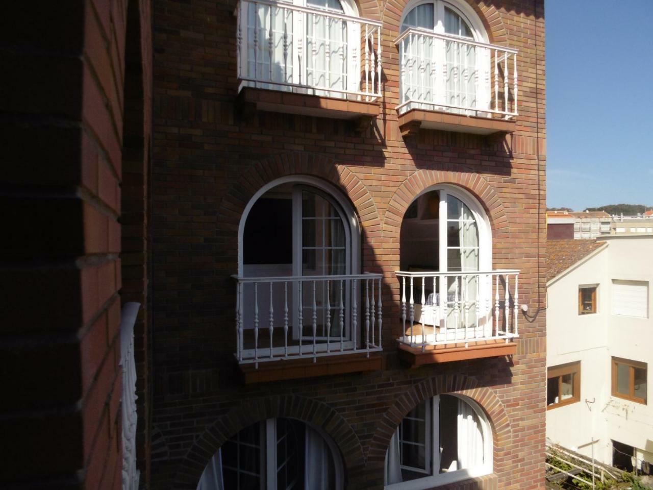 Apartamentos Turísticos Casa Soto Baiona Exterior foto